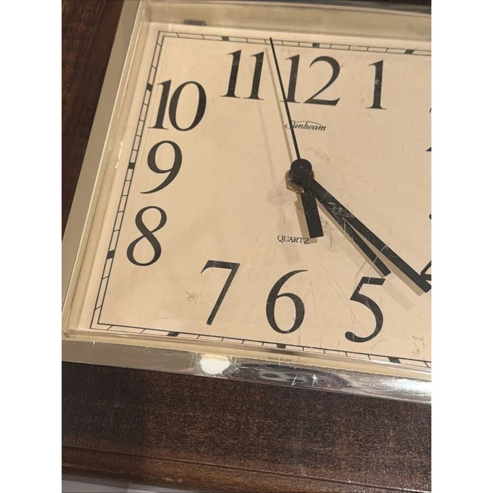 Vintage Sunbeam Quartz Wall Clock Wood Beveled Glass USA 10”